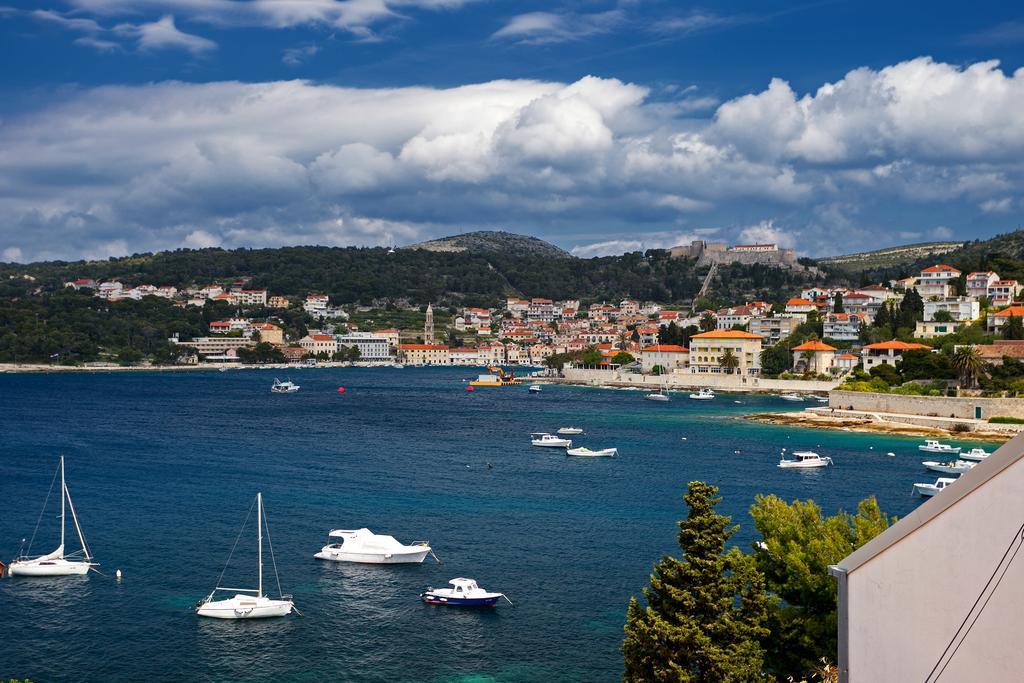 Apartments Bicanic Hvar Town Eksteriør billede